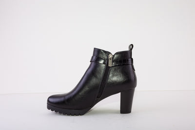 SUSST HUDSON22 HIGH HEEL ZIP ANKLE BOOT - BLACK