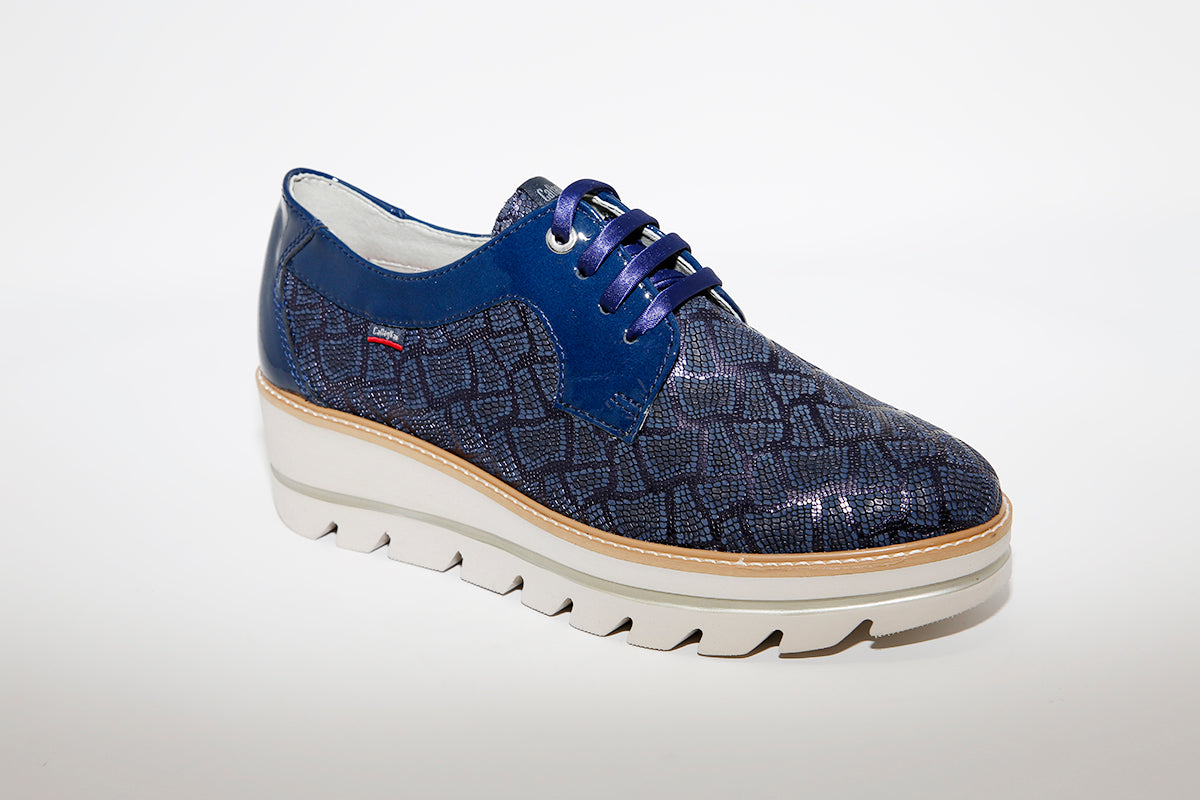 CALLAGHAN - 14837 Laced Wedge Shoe - Navy Print