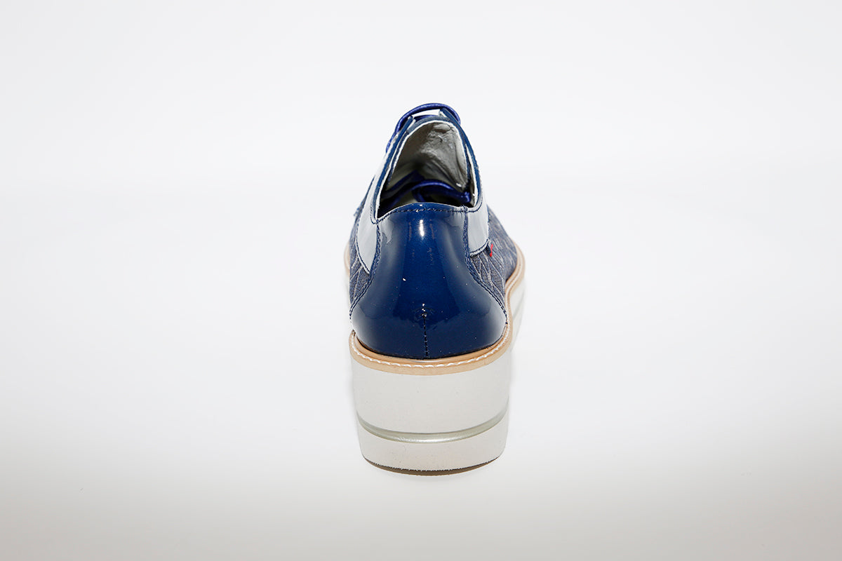 CALLAGHAN - 14837 Laced Wedge Shoe - Navy Print