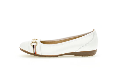 GABOR - 44.165.21 FLAT POMP - WHITE