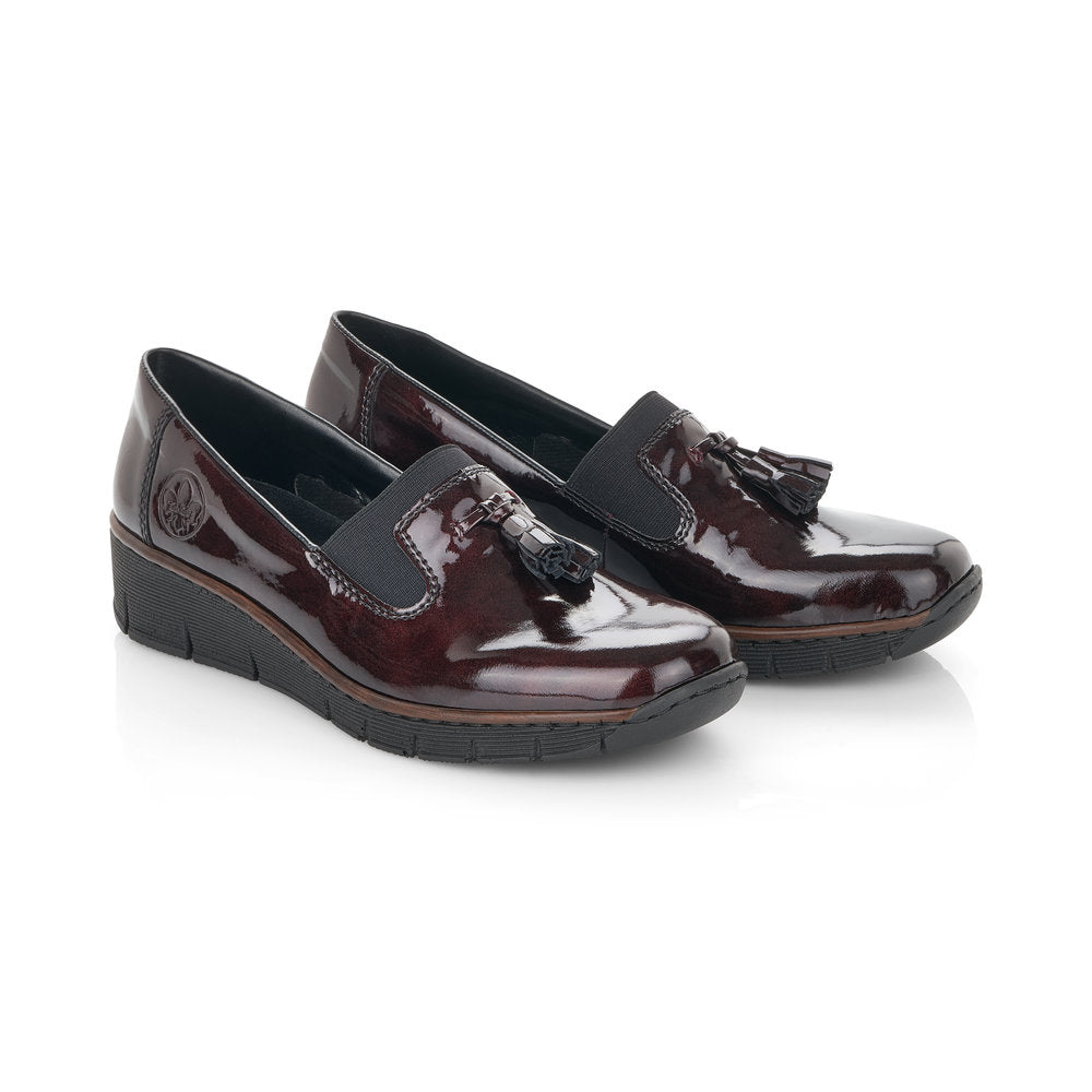 RIEKER - 53751-35 LOW WEDGE SLIP-ON SHOE WITH TASSEL - WINE PATENT