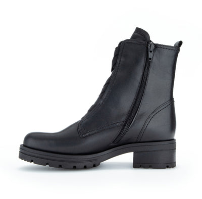 GABOR - 72.783.57 FLAT FASHION BOOT WITH CRISS-CROSS FRONT - BLACK