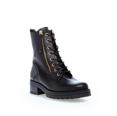 GABOR - 72.785.67 LOW HEEL COMFORT LACED ANKLE BOOT - BLACK LEATHER