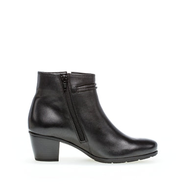 GABOR - 75.522.27 LOW HEEL ANKLE BOOT - BLACK LEATHER