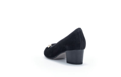 GABOR - 92.223.47 LOW BLOCK HEEL COURT SHOE - BLACK