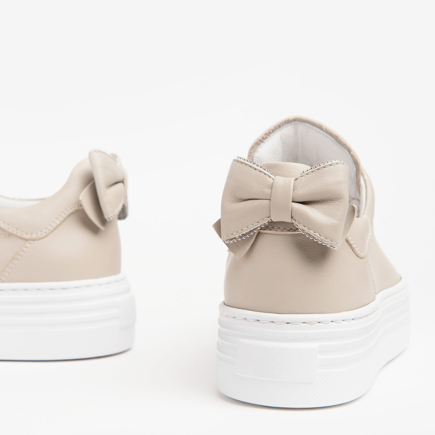 NERO GIARDINI - E218130D 707- LOW PLATFORM LACED FASHION SHOE - BEIGE