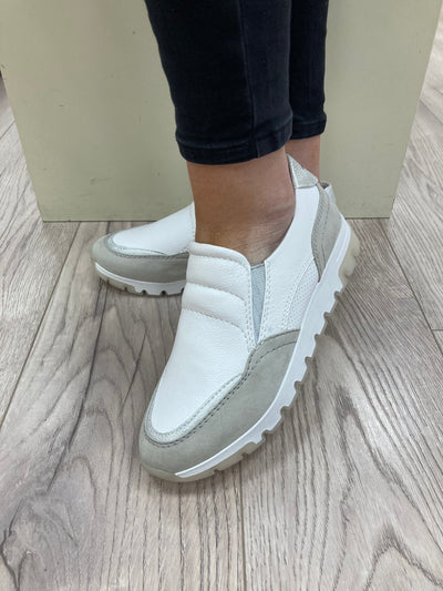 JANA- SOFTLINE 24700-100 SLIP-ON FASHION SHOE - WHITE/GREY