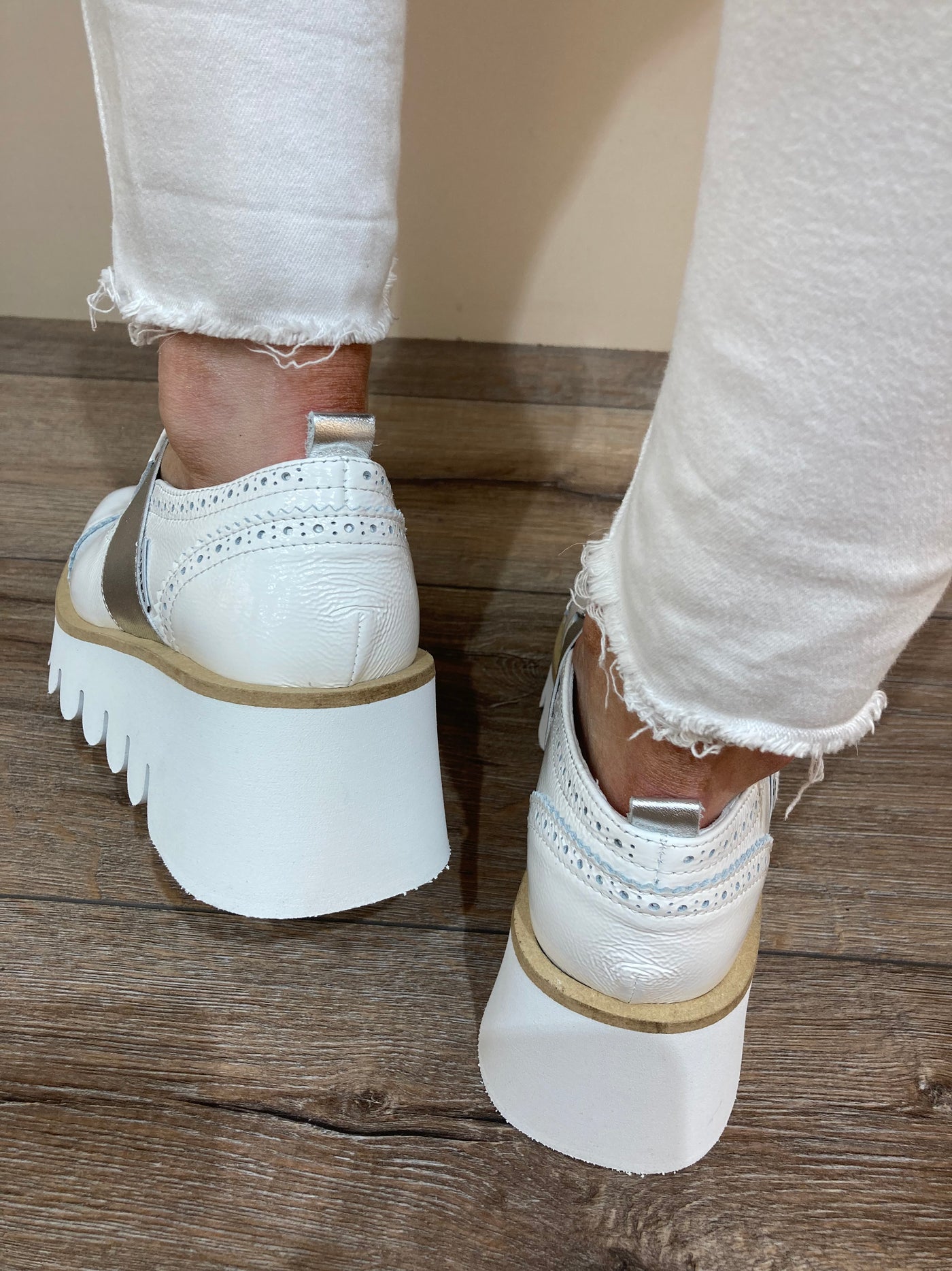 MARCO MOREO- B1166 C03 SLIP-ON WEDGE FASHION SHOE - WHITE PATENT