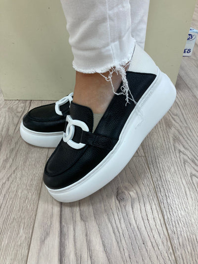 WONDERS - A-2611 SLIP-ON SHOE - BLACK/WHITE