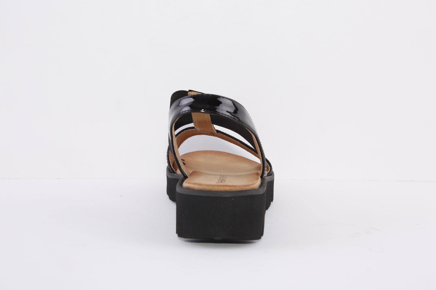 HEAVENLY FEET - RTIZ CHUNKY FLAT FASHION SANDAL - BLACK PATENT