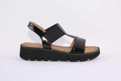 HEAVENLY FEET - RTIZ CHUNKY FLAT FASHION SANDAL - BLACK PATENT