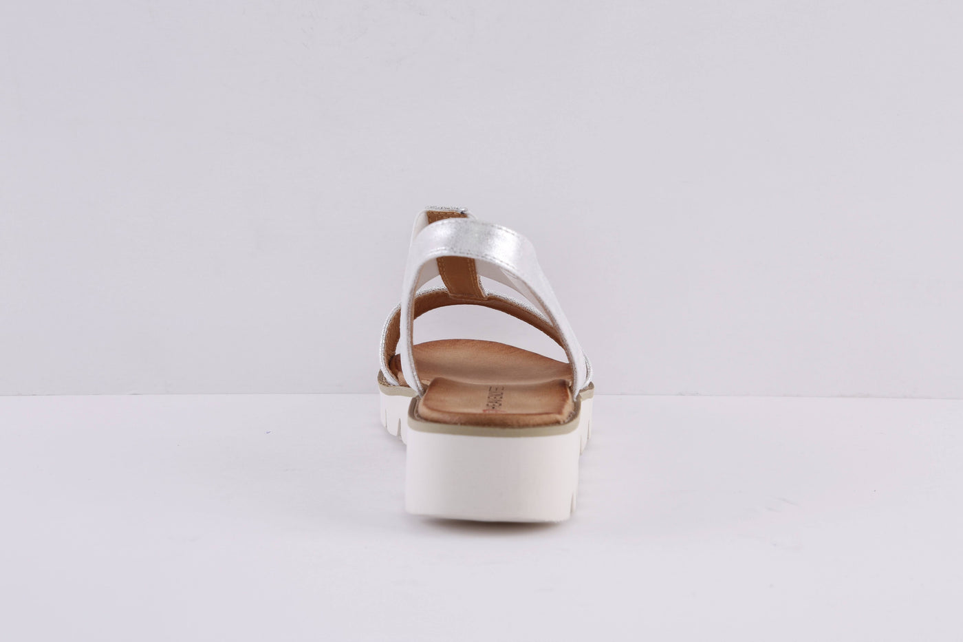 HEAVENLY FEET - RITZ CHUNKY FLAT FASHION SANDAL -  WHITE/SILVER