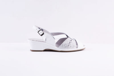SUAVE- 6017 00 CAPRI- LOW WEDGE SANDAL - WHITE